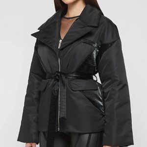 NWOT Maniere De Voir Black Puffer Jacket